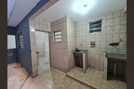 Casa à venda com 100m², 4 quartos e 2 vagas Casa à venda com 100m², 4 quartos e 2 vagasEdícula