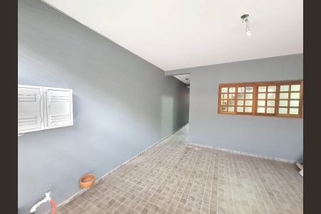 Casa à venda com 100m², 4 quartos e 2 vagas Casa à venda com 100m², 4 quartos e 2 vagasGaragem