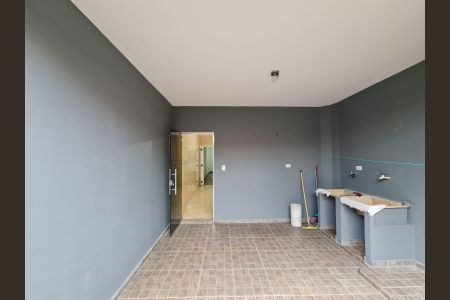 Casa à venda com 100m², 4 quartos e 2 vagas Casa à venda com 100m², 4 quartos e 2 vagasÁrea de Serviço