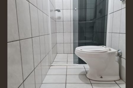 Casa à venda com 100m², 4 quartos e 2 vagas Casa à venda com 100m², 4 quartos e 2 vagasBanheiro Social