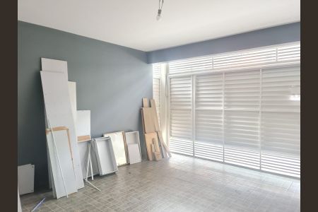 Casa à venda com 100m², 4 quartos e 2 vagas Casa à venda com 100m², 4 quartos e 2 vagasGaragem