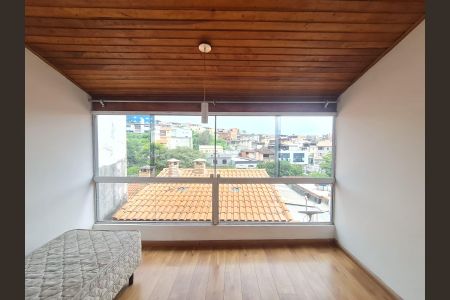 Casa à venda com 100m², 4 quartos e 2 vagas Casa à venda com 100m², 4 quartos e 2 vagasVaranda do Quarto 3