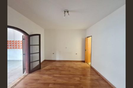 Casa à venda com 100m², 4 quartos e 2 vagas Casa à venda com 100m², 4 quartos e 2 vagasSuíte