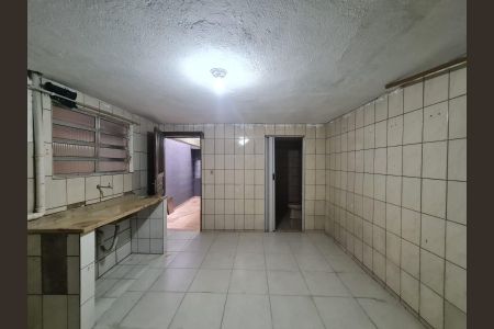 Casa à venda com 100m², 4 quartos e 2 vagas Casa à venda com 100m², 4 quartos e 2 vagasComodo com banheiro Edícula