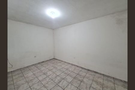 Casa à venda com 100m², 4 quartos e 2 vagas Casa à venda com 100m², 4 quartos e 2 vagasQuarto/Sala Edícula