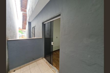 Casa à venda com 100m², 4 quartos e 2 vagas Casa à venda com 100m², 4 quartos e 2 vagasVaranda do Quarto 2