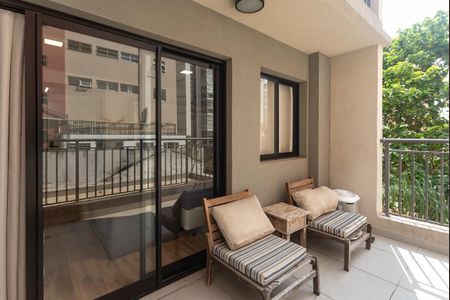 Studio para alugar com 28m², 1 quarto e sem vaga Studio para alugar com 28m², 1 quarto e sem vagaVaranda Studio