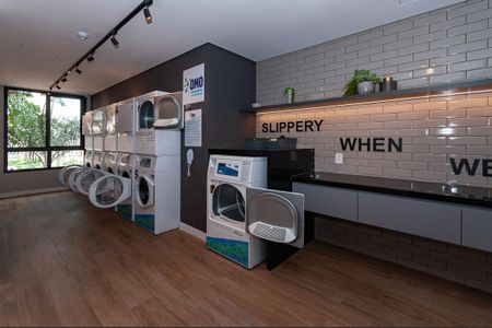 Studio para alugar com 28m², 1 quarto e sem vaga Studio para alugar com 28m², 1 quarto e sem vagaÁrea Comum - Lavanderia
