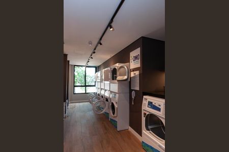 Studio para alugar com 28m², 1 quarto e sem vaga Studio para alugar com 28m², 1 quarto e sem vagaÁrea Comum - Lavanderia