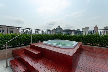 Studio para alugar com 28m², 1 quarto e sem vaga Studio para alugar com 28m², 1 quarto e sem vagaÁrea comum - Jacuzzi