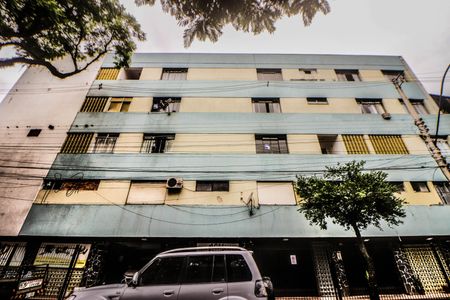 Apartamento à venda com 90m², 2 quartos e sem vaga Apartamento à venda com 90m², 2 quartos e sem vagaFachada