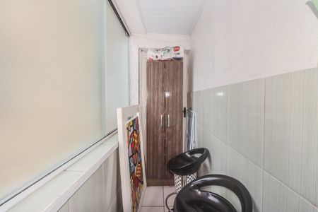 Apartamento à venda com 90m², 2 quartos e sem vaga Apartamento à venda com 90m², 2 quartos e sem vagaCozinha e Área de Serviço