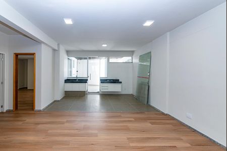 Apartamento para alugar com 90m², 2 quartos e sem vagaSala