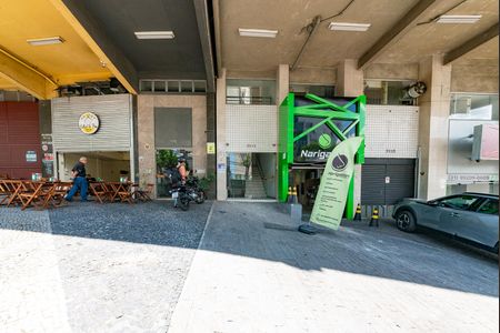 Apartamento para alugar com 90m², 2 quartos e sem vagaFachada