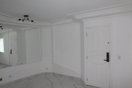 Casa de condomínio à venda com 200m², 3 quartos e 3 vagasSala