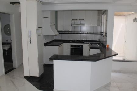 Casa de condomínio à venda com 200m², 3 quartos e 3 vagasCozinha