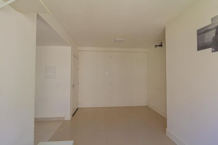 Apartamento para alugar com 48m², 2 quartos e 1 vaga Apartamento para alugar com 48m², 2 quartos e 1 vagaSala