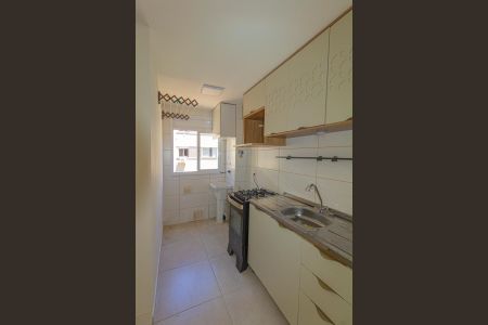 Apartamento para alugar com 48m², 2 quartos e 1 vaga Apartamento para alugar com 48m², 2 quartos e 1 vagaCozinha e Área de Serviço