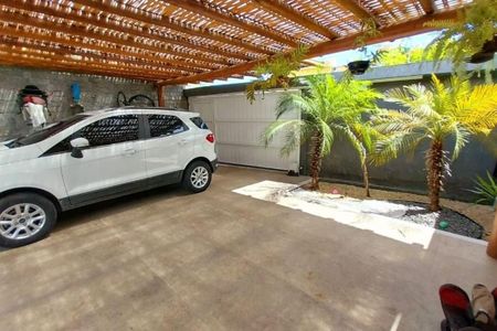 Casa à venda com 141m², 4 quartos e 2 vagas