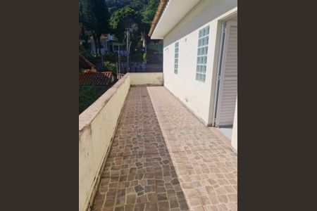 Casa à venda com 210m², 4 quartos e 2 vagas