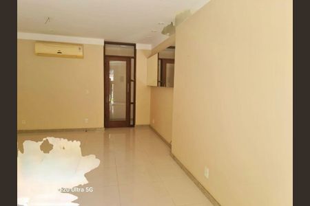 Casa à venda com 210m², 4 quartos e 2 vagas