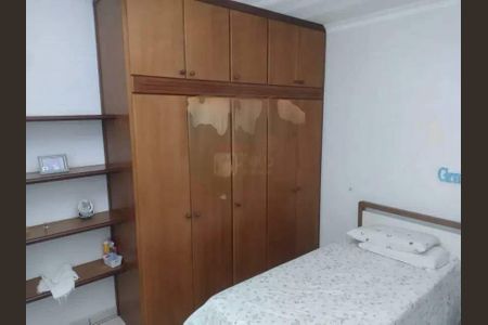 Casa à venda com 235m², 3 quartos e 4 vagas