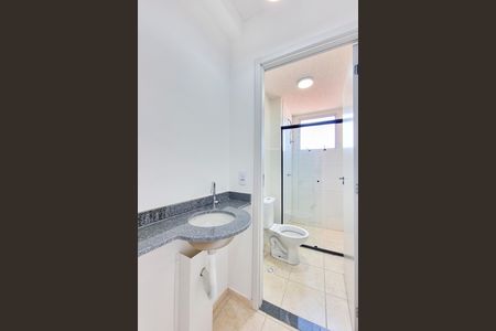 Apartamento para alugar com 45m², 2 quartos e 1 vaga Apartamento para alugar com 45m², 2 quartos e 1 vagaBanheiro