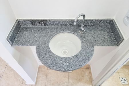 Apartamento para alugar com 45m², 2 quartos e 1 vaga Apartamento para alugar com 45m², 2 quartos e 1 vagaBanheiro