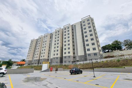 Apartamento para alugar com 45m², 2 quartos e 1 vaga Apartamento para alugar com 45m², 2 quartos e 1 vagaFachada
