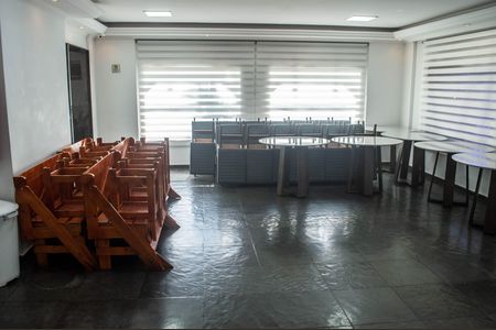 Apartamento à venda com 58m², 2 quartos e 2 vagas Apartamento à venda com 58m², 2 quartos e 2 vagasArea Comum