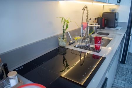 Apartamento à venda com 58m², 2 quartos e 2 vagas Apartamento à venda com 58m², 2 quartos e 2 vagasCozinha