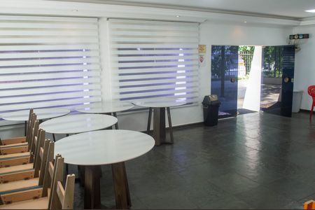 Apartamento à venda com 58m², 2 quartos e 2 vagas Apartamento à venda com 58m², 2 quartos e 2 vagasArea Comum