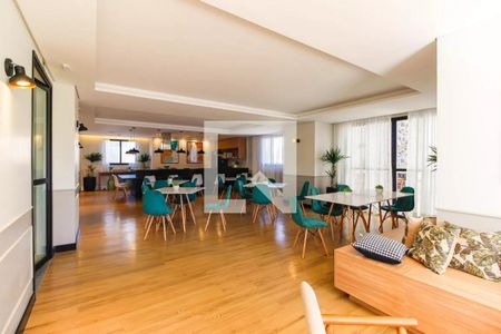 Apartamento à venda com 39m², 1 quarto e 1 vaga Apartamento à venda com 39m², 1 quarto e 1 vagaÁrea comum - Salão de festas