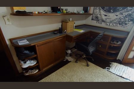 Apartamento à venda com 263m², 4 quartos e 3 vagasQuarto 2