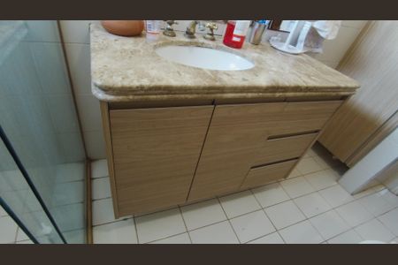 Apartamento à venda com 263m², 4 quartos e 3 vagasBanheiro