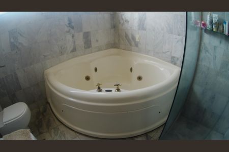 Apartamento à venda com 263m², 4 quartos e 3 vagasSuíte