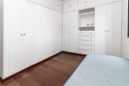 Apartamento à venda com 150m², 3 quartos e 2 vagasQuarto 2