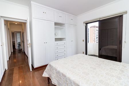Apartamento à venda com 150m², 3 quartos e 2 vagasSuíte