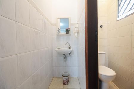 Casa à venda com 135m², 3 quartos e 2 vagasLavabo 