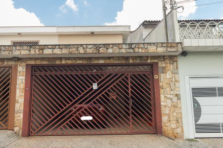 Casa à venda com 135m², 3 quartos e 2 vagasFachada 