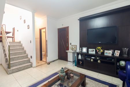 Casa à venda com 135m², 3 quartos e 2 vagasSala 