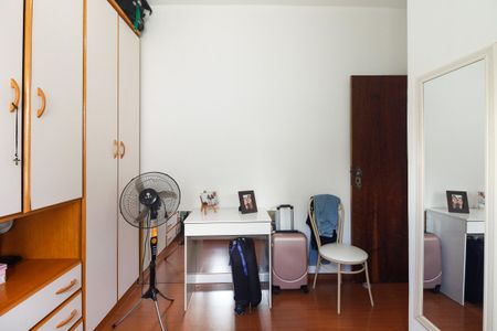 Casa à venda com 135m², 3 quartos e 2 vagasQuarto 2