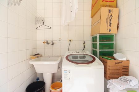 Casa à venda com 135m², 3 quartos e 2 vagasÁrea de Serviço 