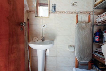 Casa à venda com 135m², 3 quartos e 2 vagasÁrea de Serviço - Banheiro de Serviço 