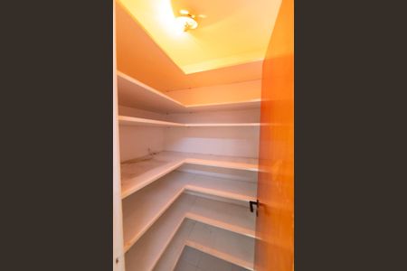 Apartamento para alugar com 130m², 3 quartos e 2 vagasDeposito