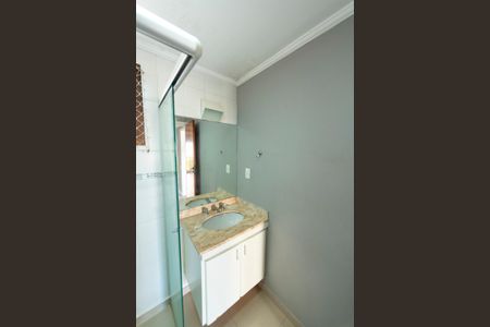 Apartamento para alugar com 130m², 3 quartos e 2 vagasBanheiro Social