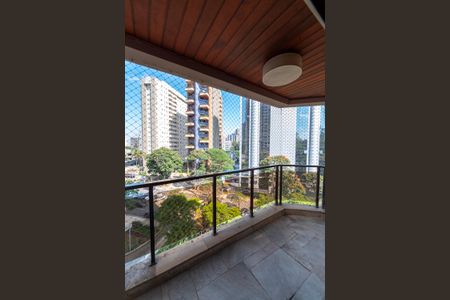 Apartamento para alugar com 130m², 3 quartos e 2 vagasVaranda da Suite