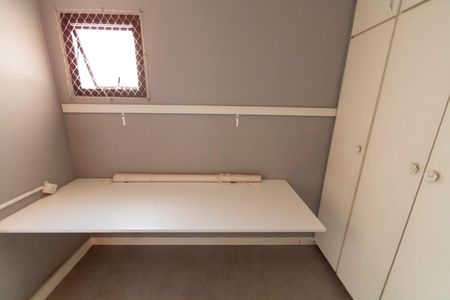 Apartamento para alugar com 130m², 3 quartos e 2 vagasQuarto de Serviço