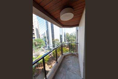 Apartamento para alugar com 130m², 3 quartos e 2 vagasVaranda da Suite