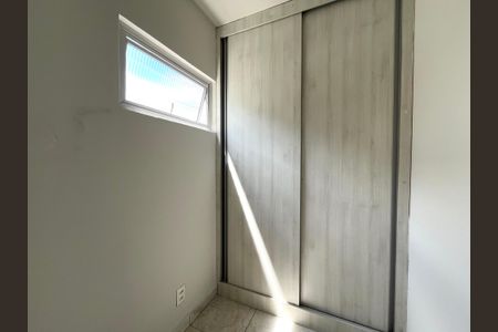 Apartamento para alugar com 85m², 4 quartos e 1 vagaQuarto de Serviço